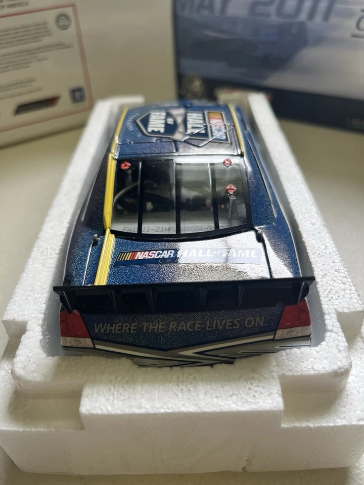 David Pearson #11 NHOF Class of 2011 11 Fusion Flashcoat Color - Image 3 of 4