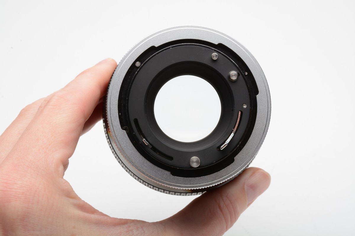 Vivitar Series 1 135mm f2.3 Tele lens, caps+sky filter, Canon FD