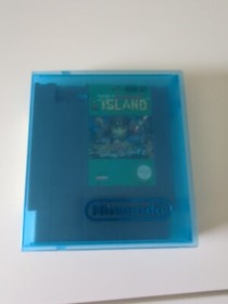 Adventure Island (Nintendo NES Authentic - Tested in clamshell