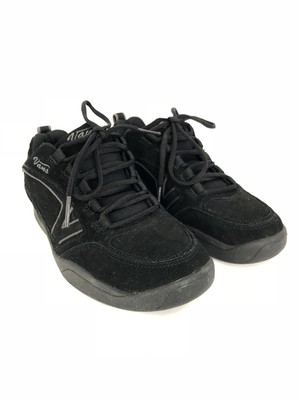 vans black tennis shoes