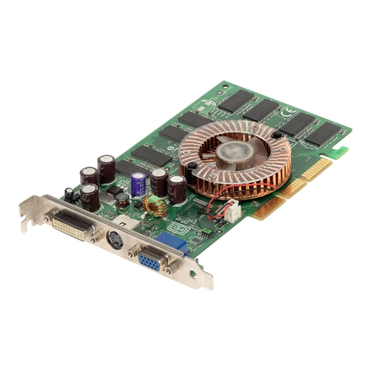 Sparkle GeForce FX 5200 en test sur
