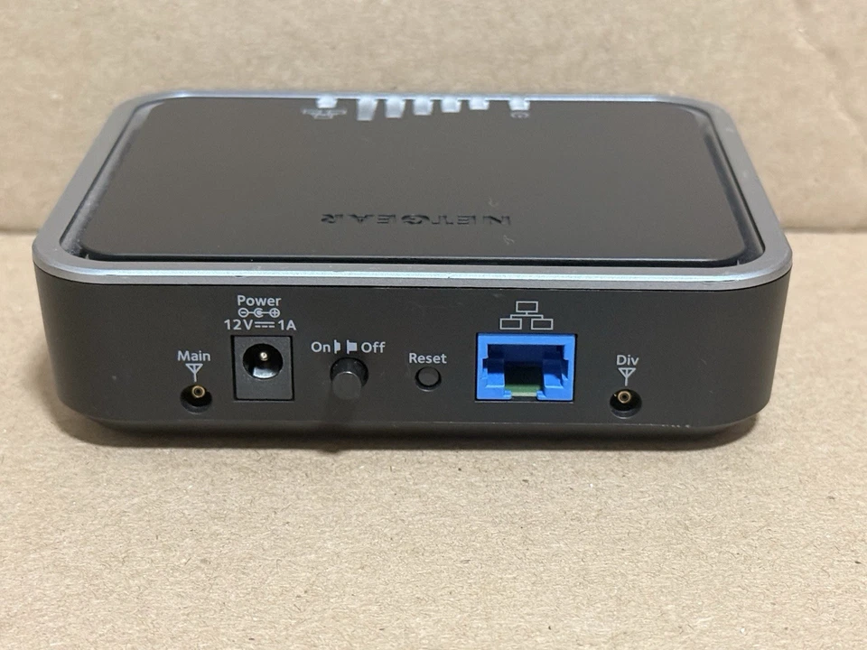 Netgear LB1120 4G LTE Cellular Modem (Missing Cords) - Image 3 of 4