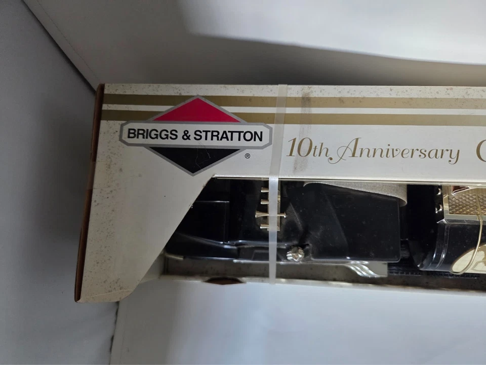 10th Anniversary Briggs & Stratton Semi Tanker 2003 Sound Machine Model #375 New - Image 2 of 4