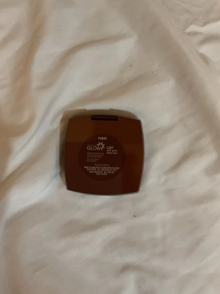 AVON GLOW BLUSHER BRONZER DUO ~ "PINK GLOW" ~ 0.42 oz ~ DISCONTINUED /RETIRED - Image 3 of 4