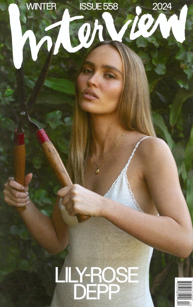 女性情報誌 JaLOUSE Dec 2016 Jan 2017 Lily Rose Depp 女性情報誌 JaLOUSE Dec 2016 Jan 2017 Lily Rose Depp 女性情報
