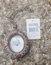 Pink Creative Co 3-3/8" Pewter Hinge Picture Frame
