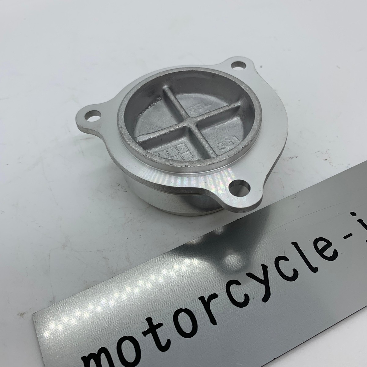 YAMAHA Genuine XVS 1100 Oil Filter Cover 5EL-13448-00-00 | eBay
