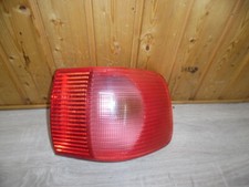 Audi 80 B4 Limo Rücklicht Rückleuchte rechts 8A0945096 Leuchte Original Hella