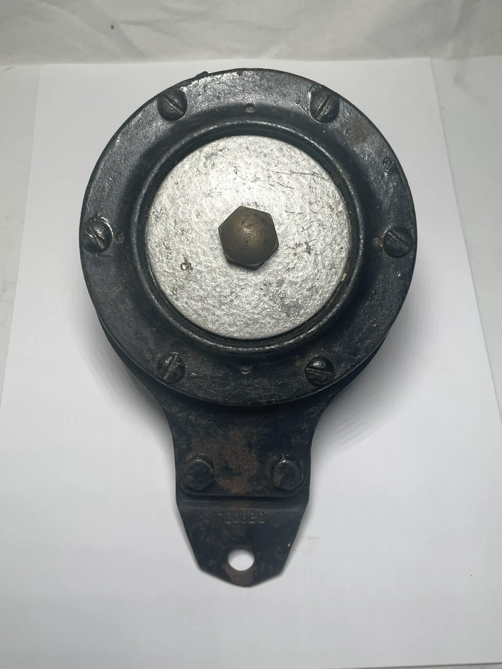 Bocina LUCAS Altette 12v vintage de los años 50 para motocicletas y autos clásicos británicos Foto 2 de 4