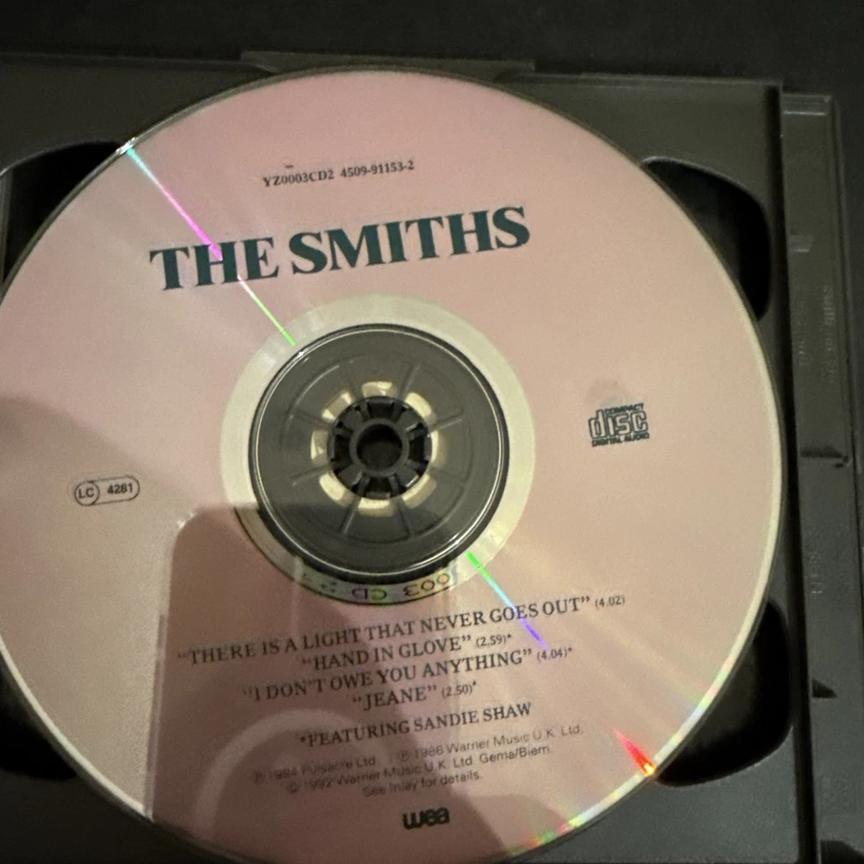 There is a Light That Never Goes Out [CD 2] - The Smiths no 04001 - Image 4 of 4