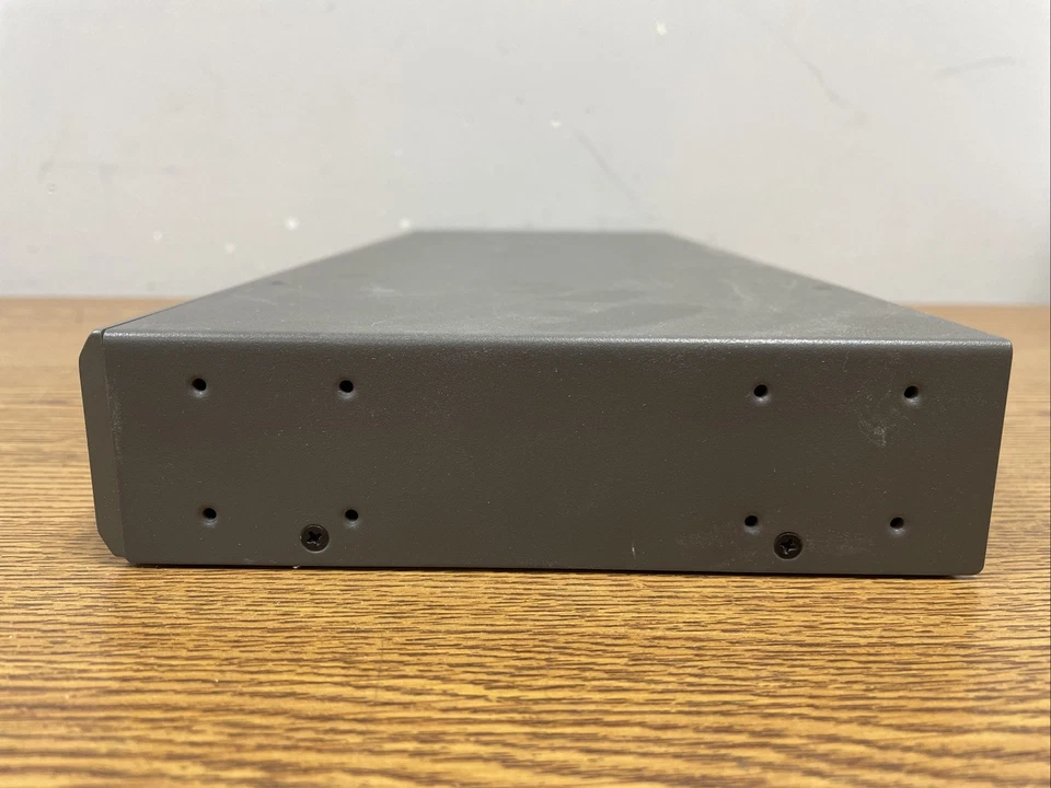 D-Link DKVM (DKVM8E) 8-Ports External KVM Switch, Power Tested - Image 4 of 4