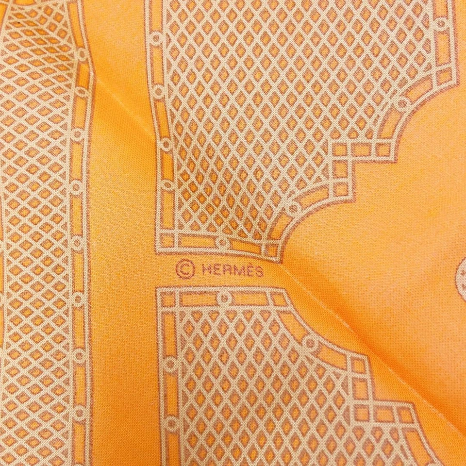 Bufanda cuadrada de algodón naranja Hermes Carre 40 usada Francia Foto 4 de 4