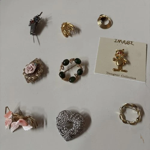 Lot Of 1970’s 1980’s Vintage Women’s Pins Brooch Costume Jewelry