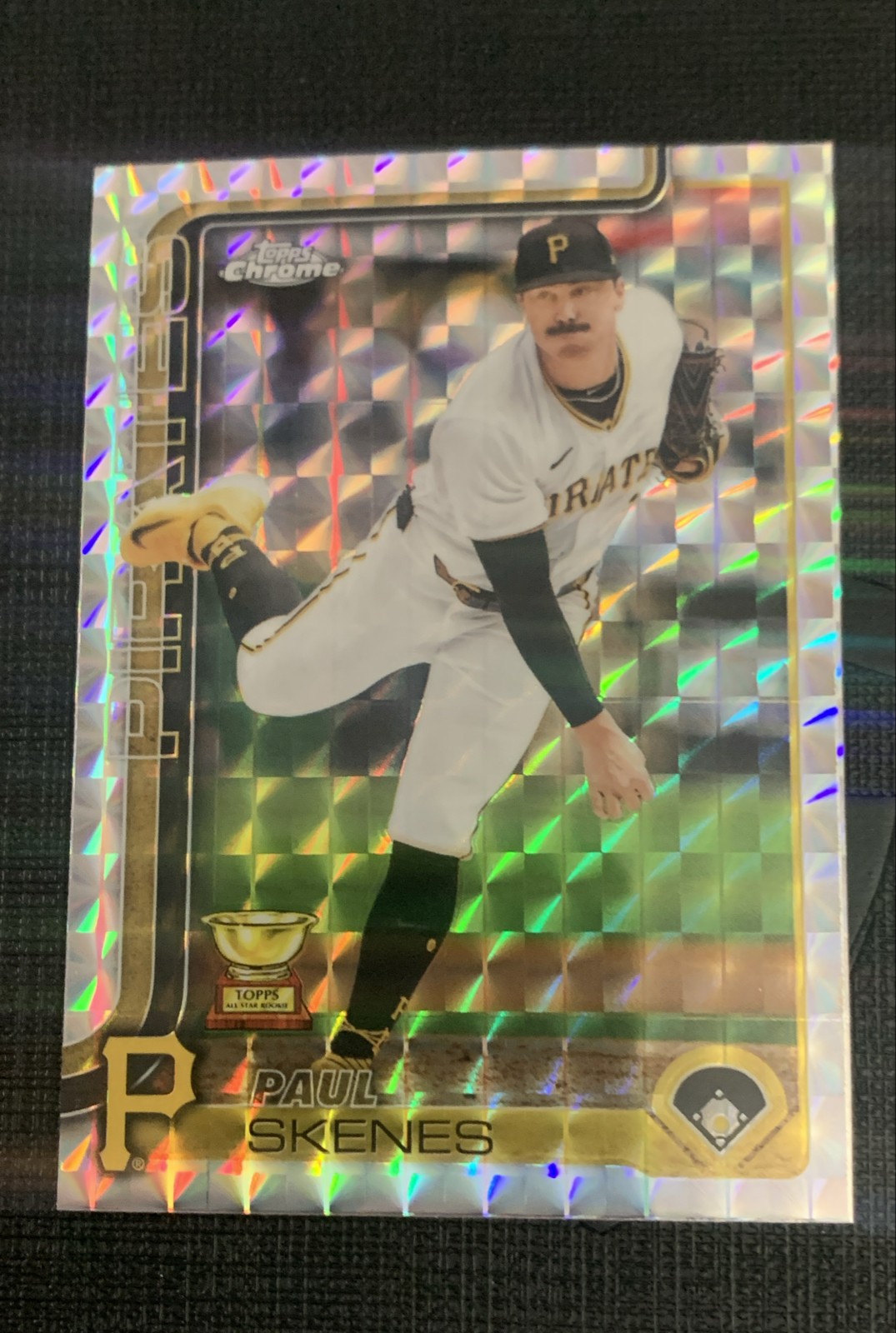 2025 Topps Chrome - Paul Skenes #300 Geometric Refractor