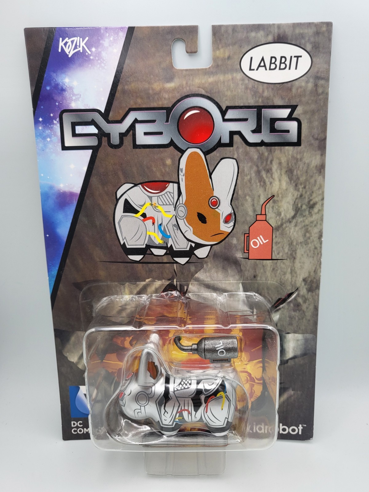 New DC Comics Labbit Kidrobot Cyborg Toy Figure