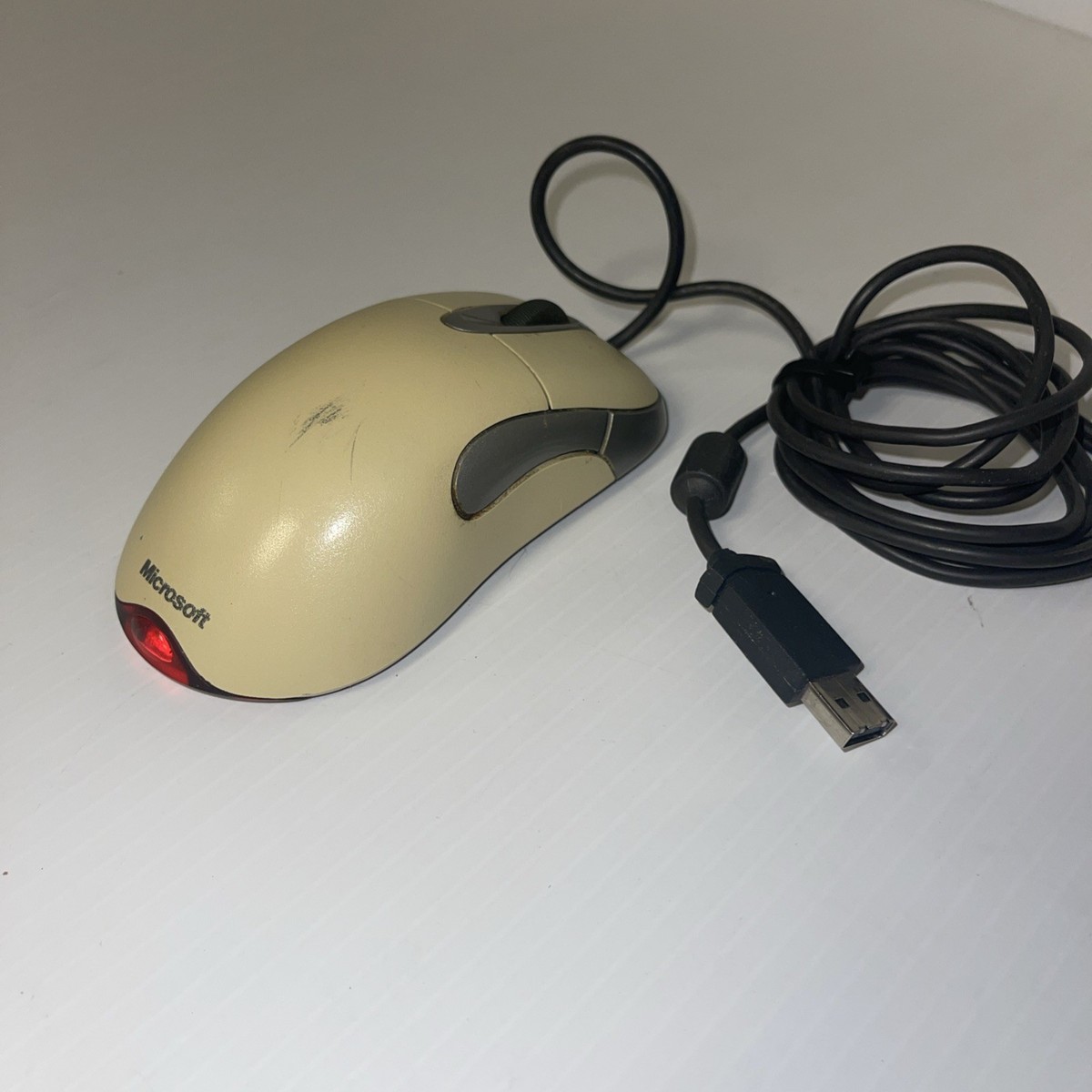 Microsoft IntelliMouse Optical USB 5ボタン BRAND NEW--Microsoft 5-Buttons USB Intellimouse Optical