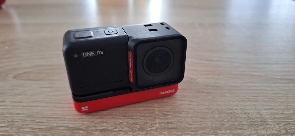 Insta 360 One RS Aktioncam  - Bild 2 von 4