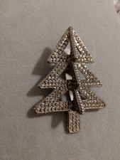 John Hardy Signed 3D Christmas Tree Clip Scarf Tie Tree Skirt Vintage