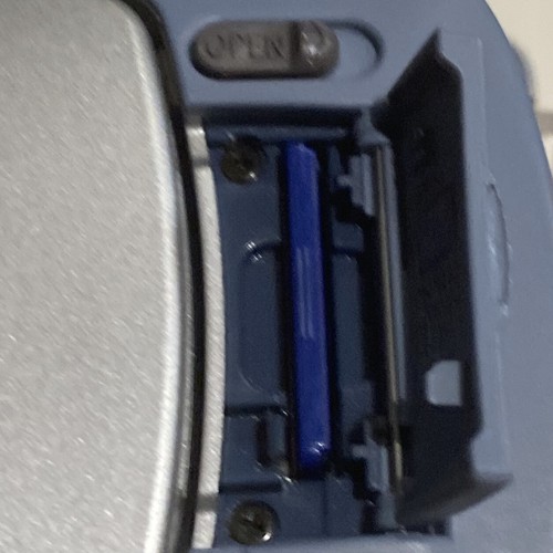 CANON ZR45 MC Mini DV Camcorder - Parts Or Repair - Picture 9 of 10