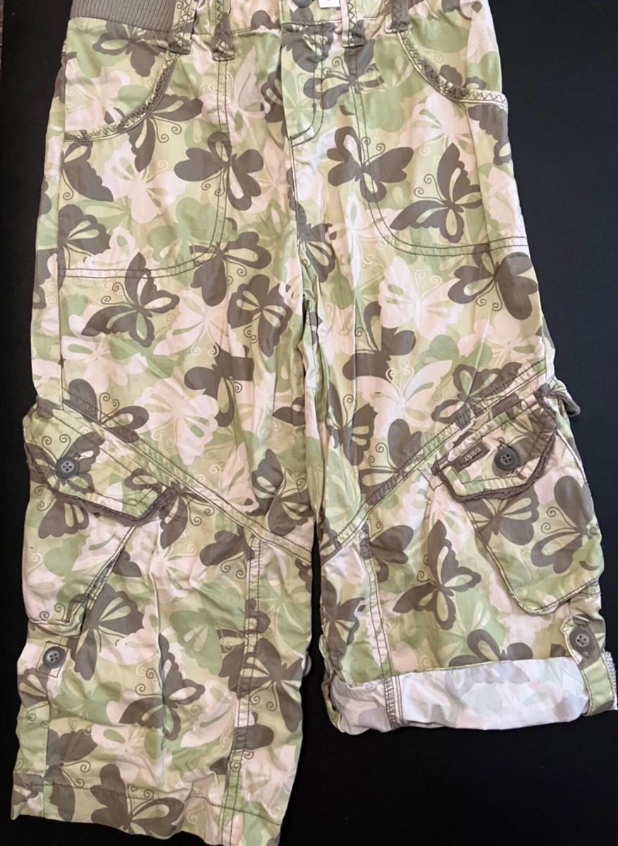 Pantalones capri de algodón camuflados mariposa verde The Chidren’s Place con longitud ajustada talla 8