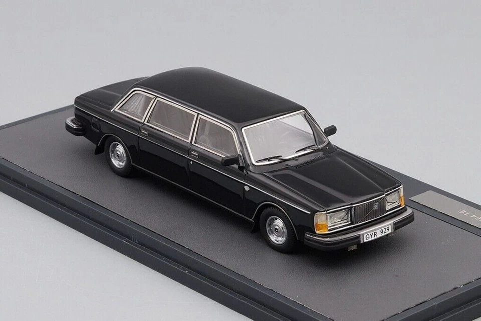 Volvo 264 Te Stretch Limousine 1978 1980 Black Matrix 12106-022 1:43 - Immagine 3 di 4