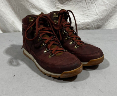 The North Face Insulated Waterproof Red Leather Hiking Boots  display picture 1