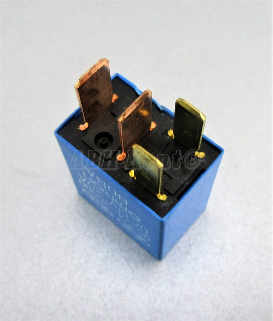 95224 2d000 реле hyundai