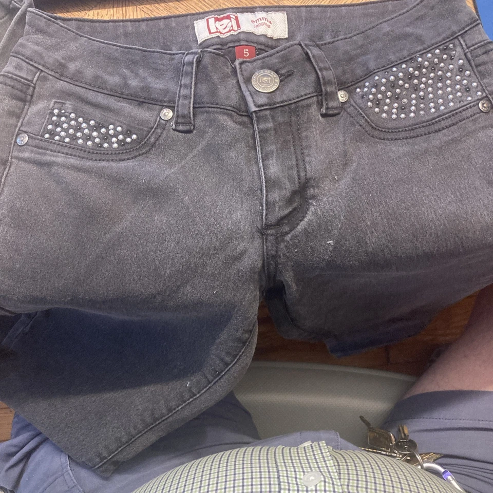 Jeans L.E.I Junior Emma Jegging Gris Talla 5, Cintura Elástica 26-30 Entrepierna 28 Foto 3 de 4