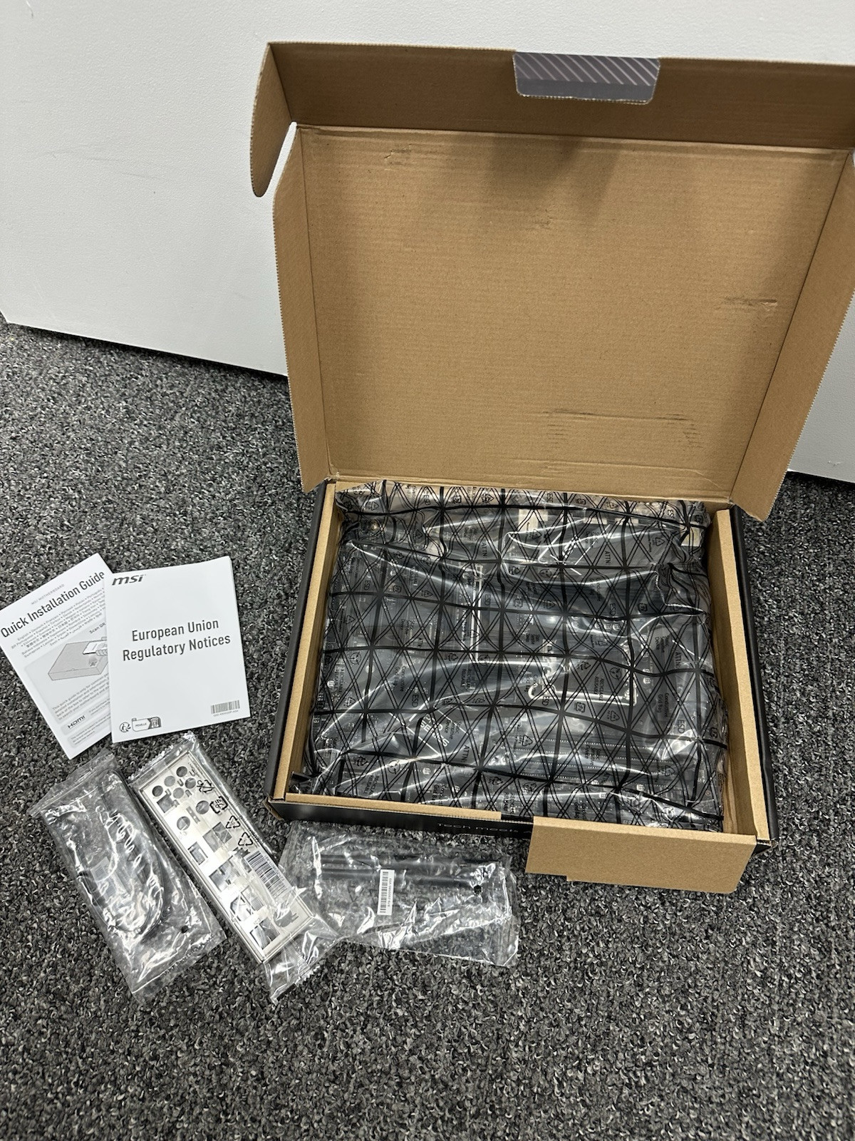 MSI PRO B760-P WiFi DDR4 LGA 1700 ATX Intel Motherboard *NEW*