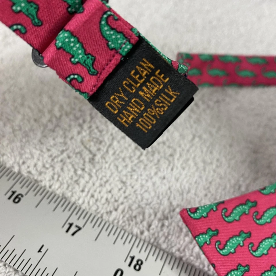 Gravata borboleta masculina Alynn rosa 100% seda auto-amarração jacaré jacaré novidade ajustável - Imagem 4 de 4