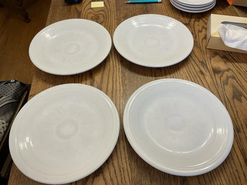 Contemporary Homer Laughlin Fiestaware Dinner Plates White