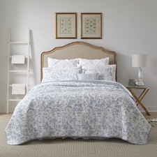 Laura Ashley - Twin Quilt Set, Soft Cotton Bedding with Reversible Design, Me...