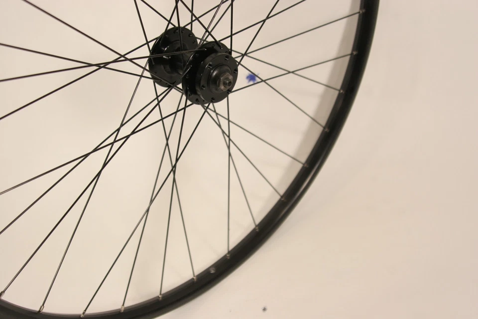 Oval Vera Terra 700c DPD16 Disc Front Wheel 6 Bolt 100x10mm QR 32h No Labels F81 - Image 2 of 4