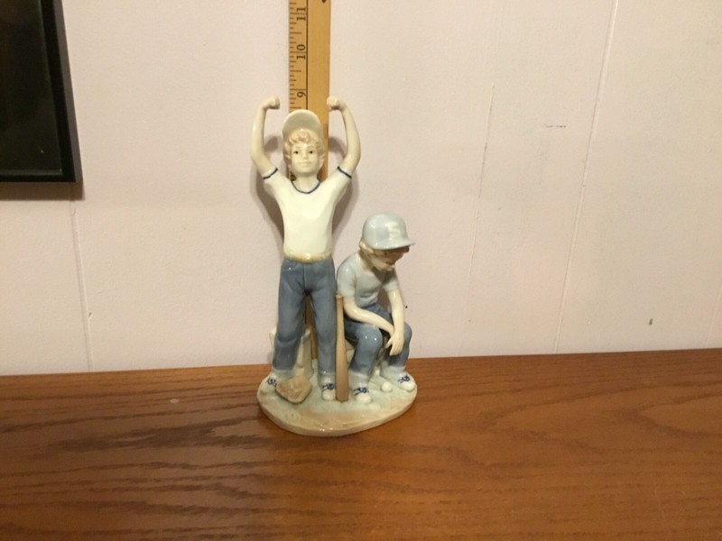 Paul Sebastian 1989 Baseball Boys Winner/Loser Blue & White Porcelain Figurine