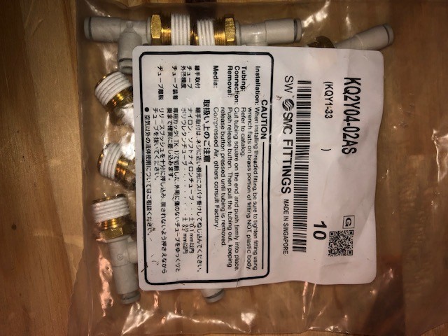 SMC KQ2Y04-02AS Pneumatic Tee Threaded-to-Tube Adapter; 1/4 x 4mm x 4mm; 1 MPa; 