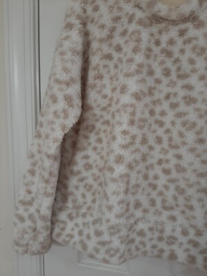 Thread & Supply Pullover Sweater White Leopard Womens Size M  Wubby Crewneck