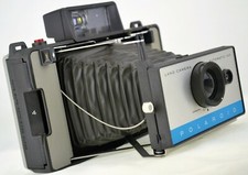 Vintage Folding Bellows Camera POLAROID Automatic 125 LAND CAMERA