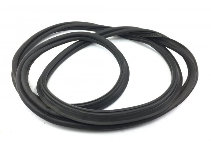 MERCEDES-BENZ R W251 Türdichtung für Heckverkleidung A2517400778
