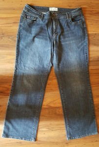 Maurices-Lotus-Straight-Size-20-Inseam-30-Med-Wash-Blue-jeans-stretch-Casual