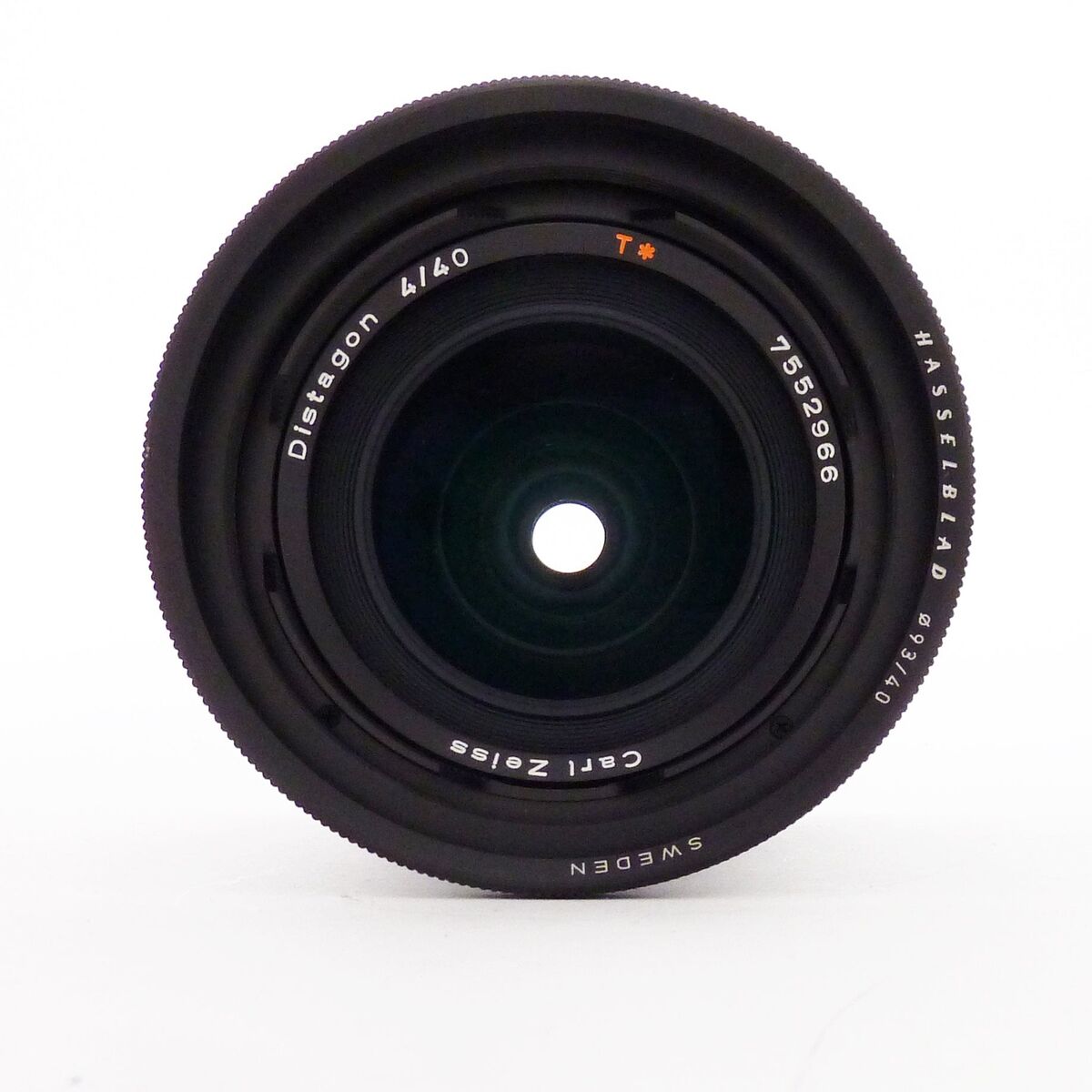 Hasselblad CF Distagon 40mm f4 T * Lens | eBay Hasselblad CF Distagon 40mm f4 T * Lens | eBay