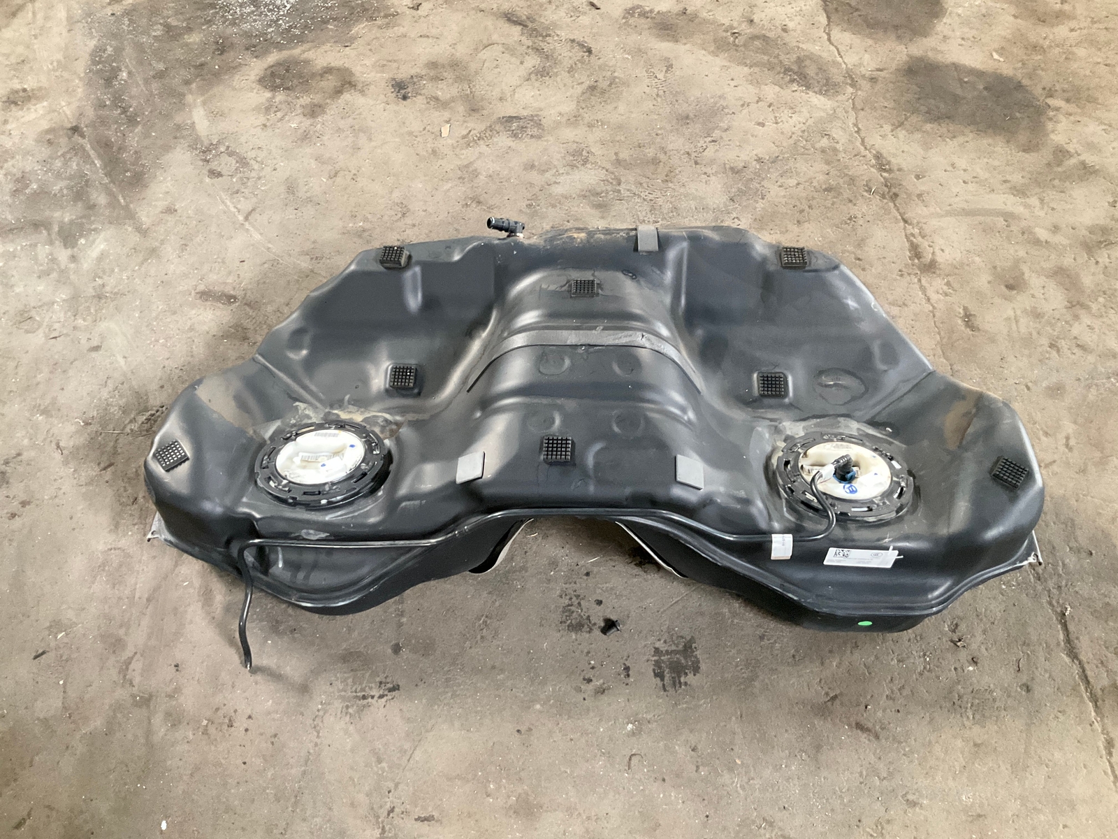 14-19 MASERATI Ghibli 3.0L Fuel Tank w/ Fuel Pumps OEM CM