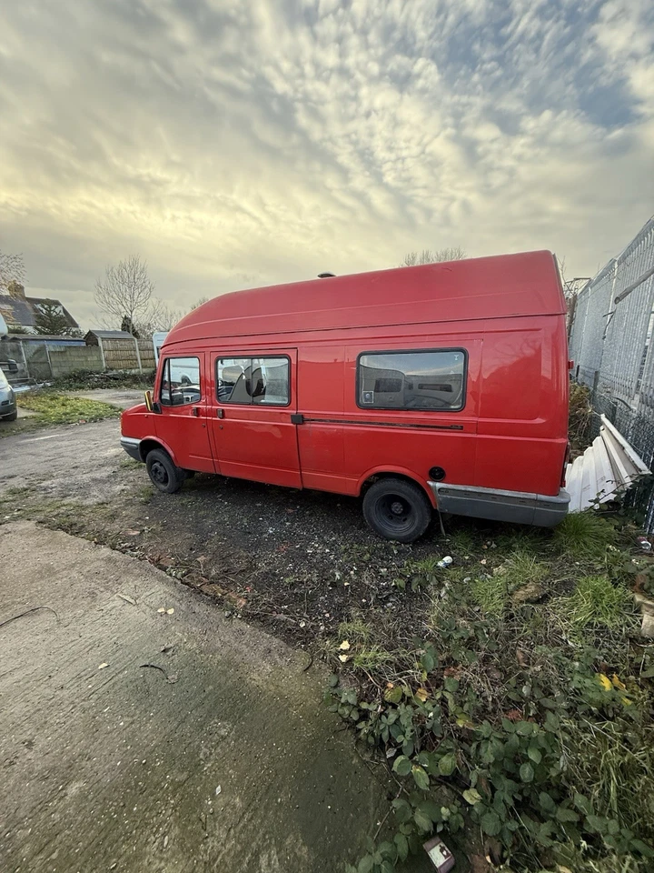 Motorhome - Image 4 of 4