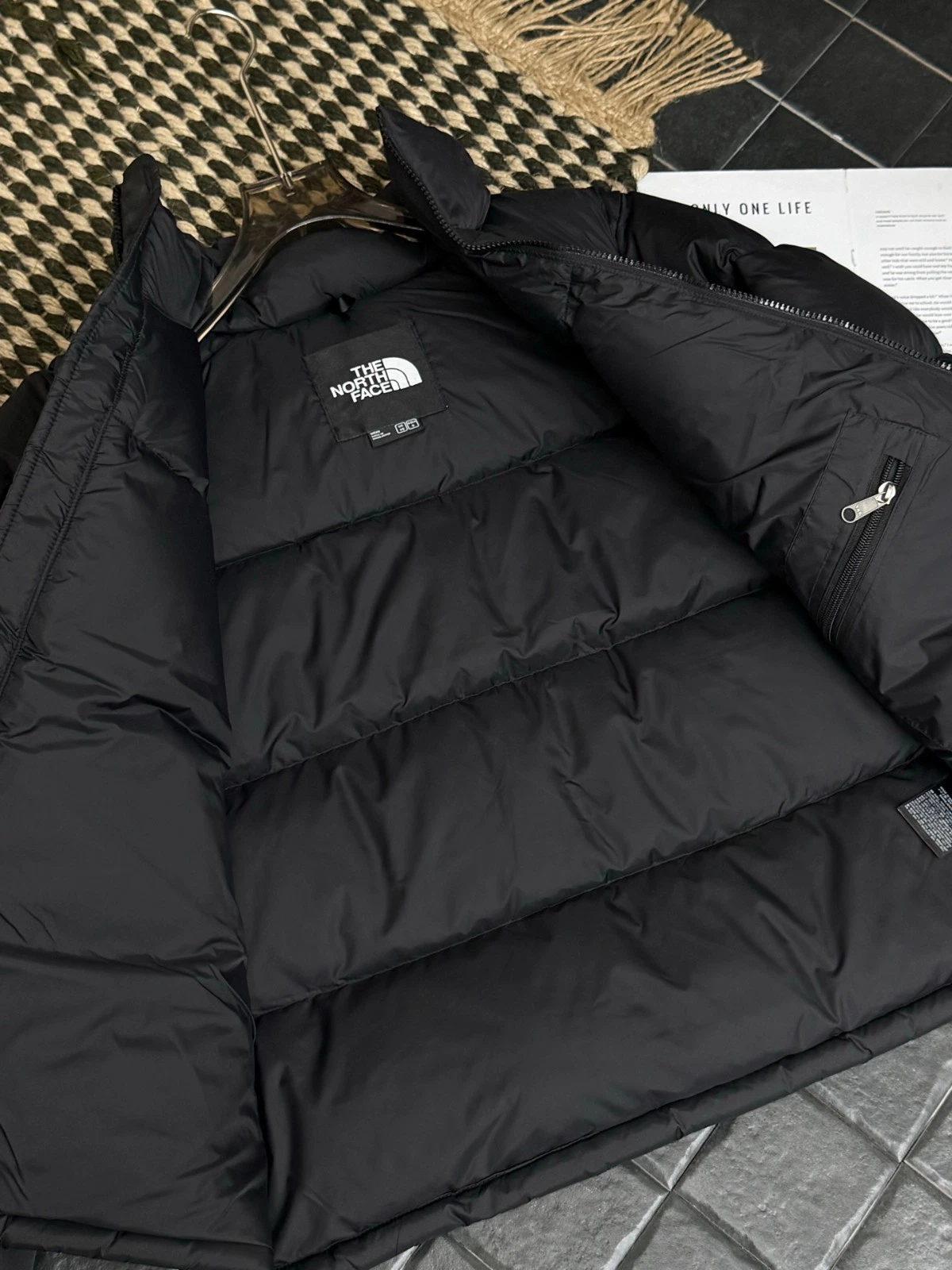 US SIZE North Face 1996 Men's black vintage down jacket - product detail image 8