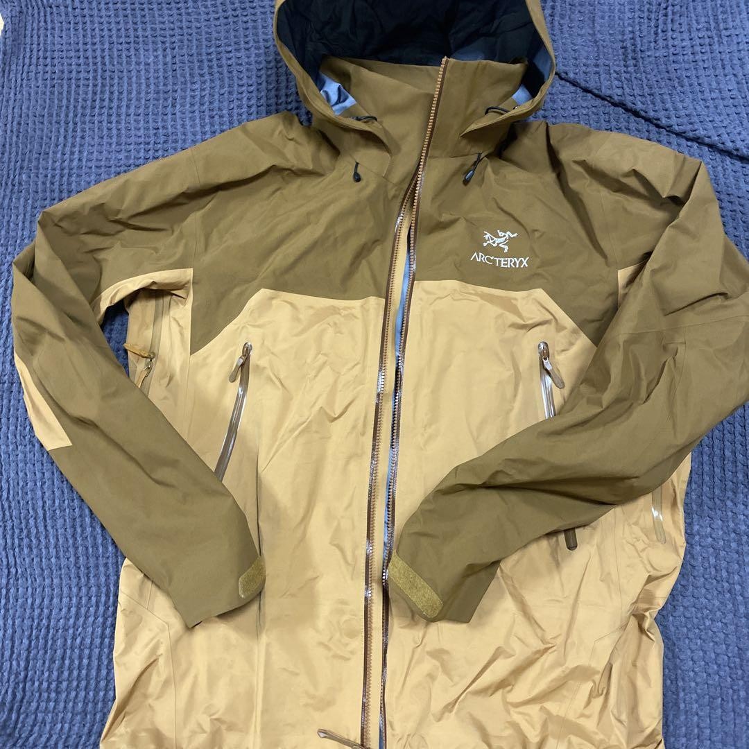 Giacca Arc'Teryx Beams Beta Ar Xl due tonnellate