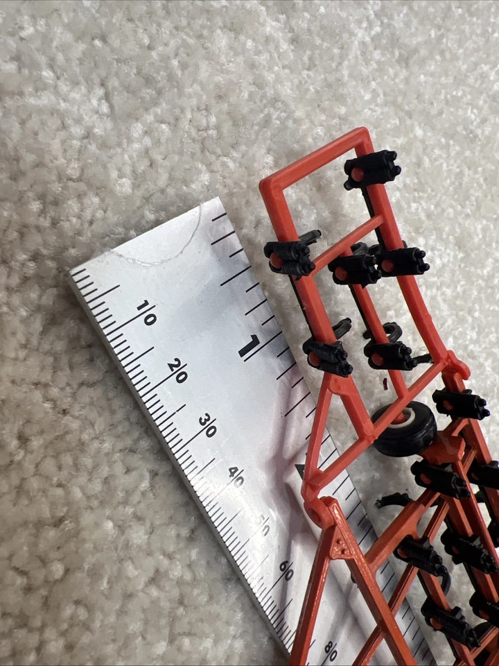 Ertl 1:64 Allis Chalmers Minium Tillage Plow Orange Loose - Image 2 of 4