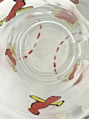 Taza de béisbol de los Cardenales de San Luis pintada a mano de vidrio, pájaro en bate y béisbol ¡Rara! - Imagen 11 de 23