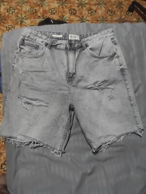 Jeans Bermuda grau gerissen gerade 52 DEU - Pull & Bear