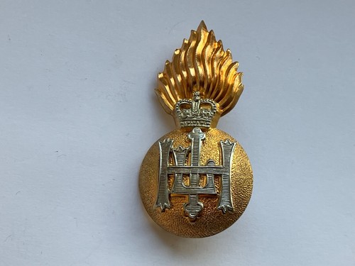 Modern Reproduction Military Cap Badges - Picture 38 of 55