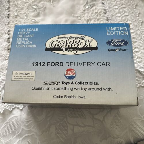 1912 Ford Pepsi-Cola 1:24 Scale Panel Truck Coin Bank Gearbox Toys-Boxed - Picture 3 of 3