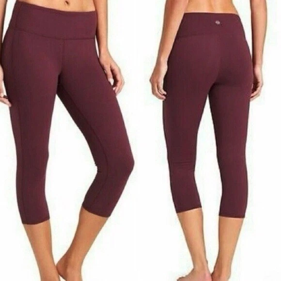 Athleta Women's Burgundy Compression Capri Cropped Leggings Small